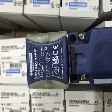 在售XS7C4A1MPP20施耐德schneider接近开关