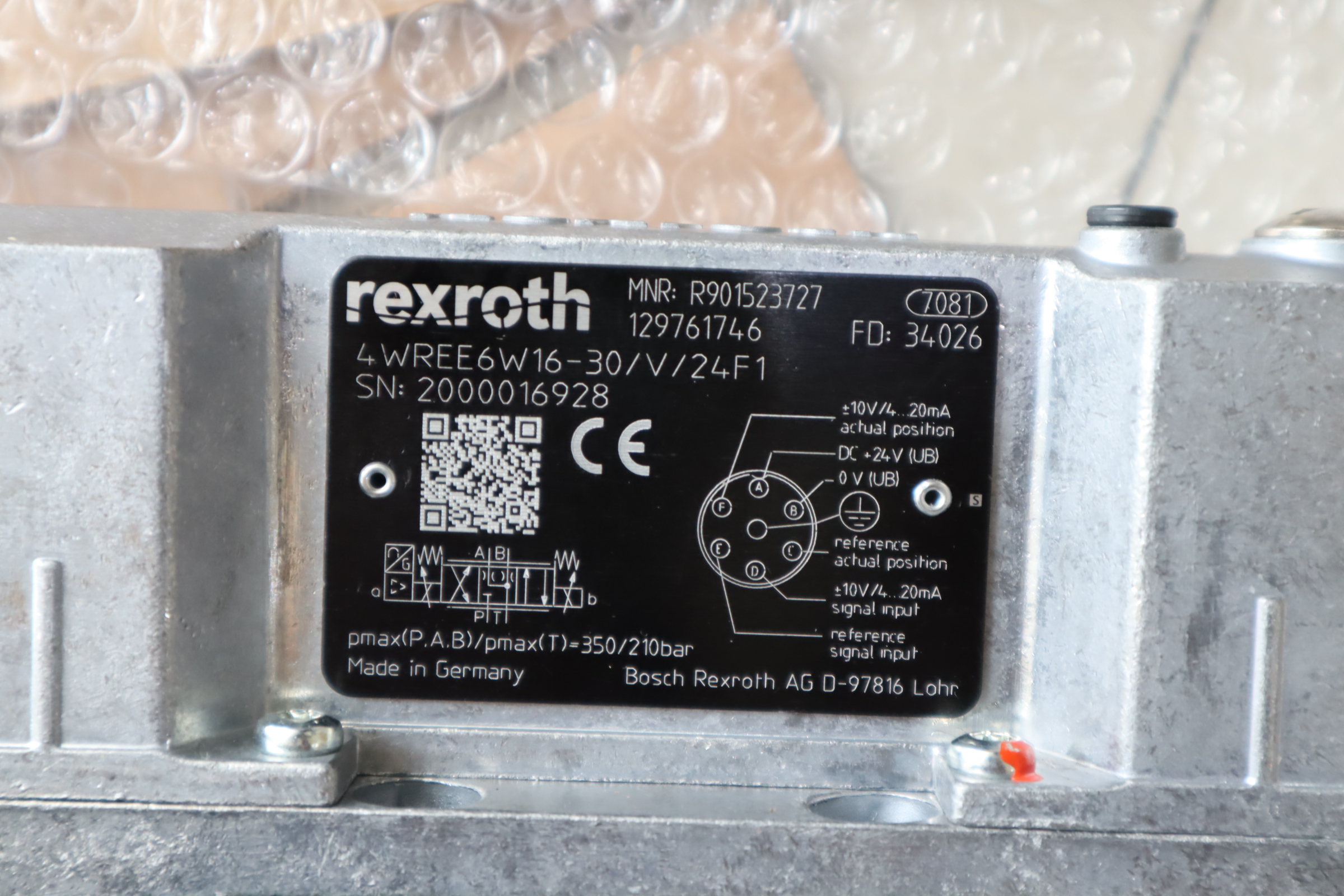 4WREE6W16-30/V/24F1 R901523727 德国力士乐REXROTH比例阀