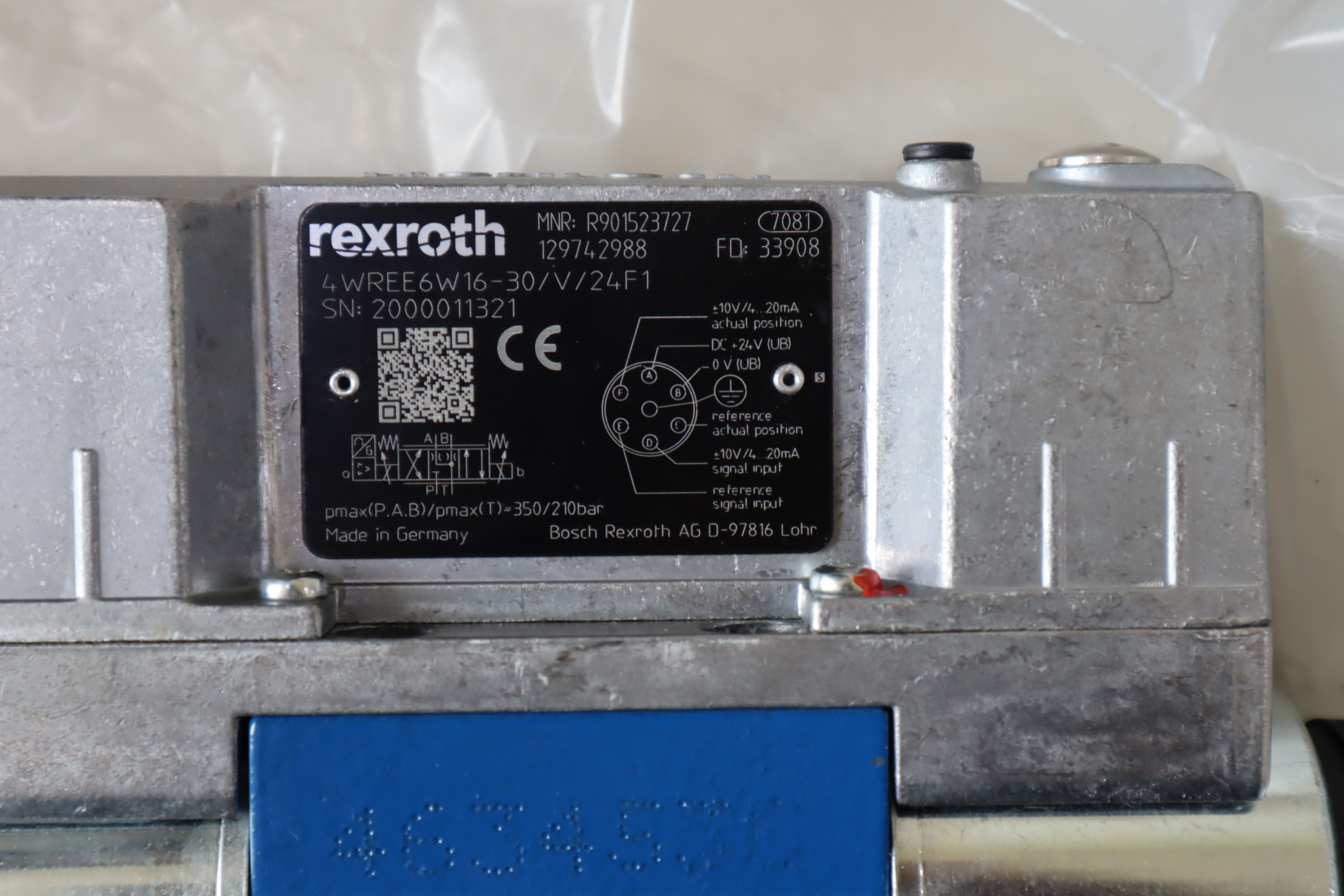 4WREE6W16-30/V/24F1 R901523727 德国力士乐REXROTH比例阀