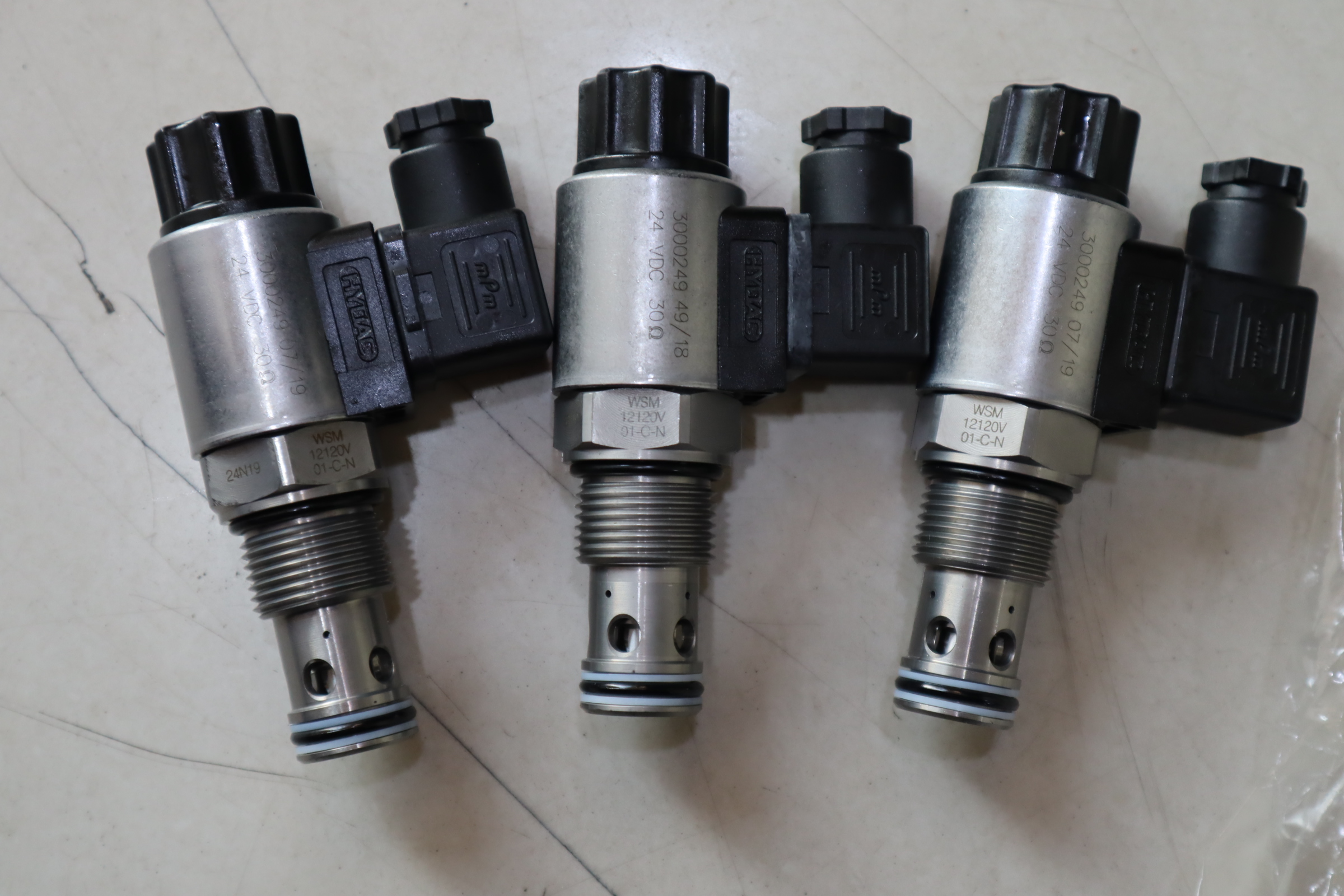 WSM12120V-01-C-N-24DG 3000249 24 VDC 贺德克HYDAC液压阀插装阀