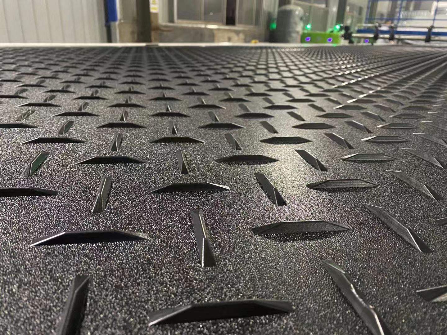 金纬机械 ABS 板材制造设备?  复印机外壳 ABS 片材机组 公司