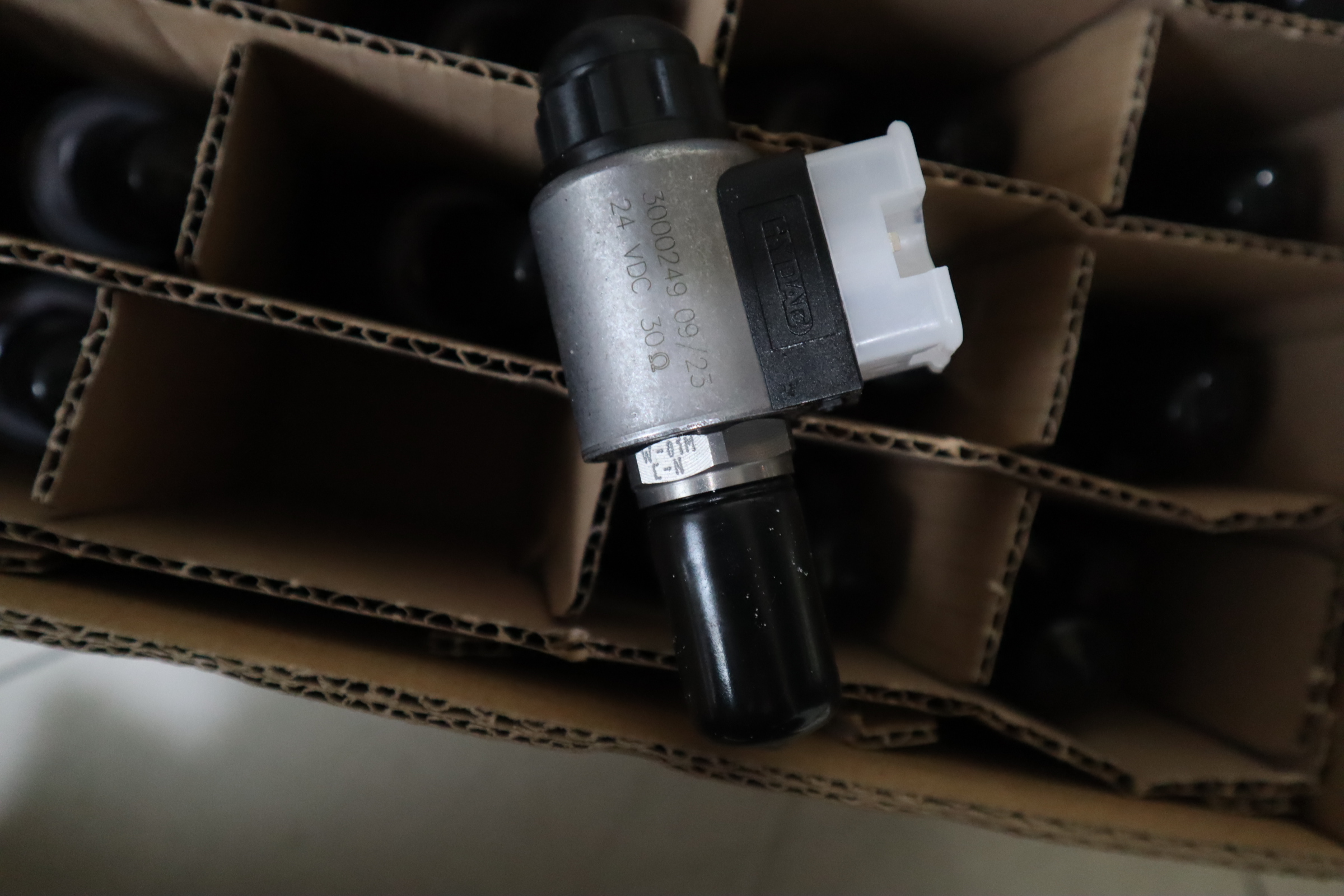 WSM06020W-01M-C-N-24DG 3000249 24 VDC 贺德克HYDAC液压阀插装阀