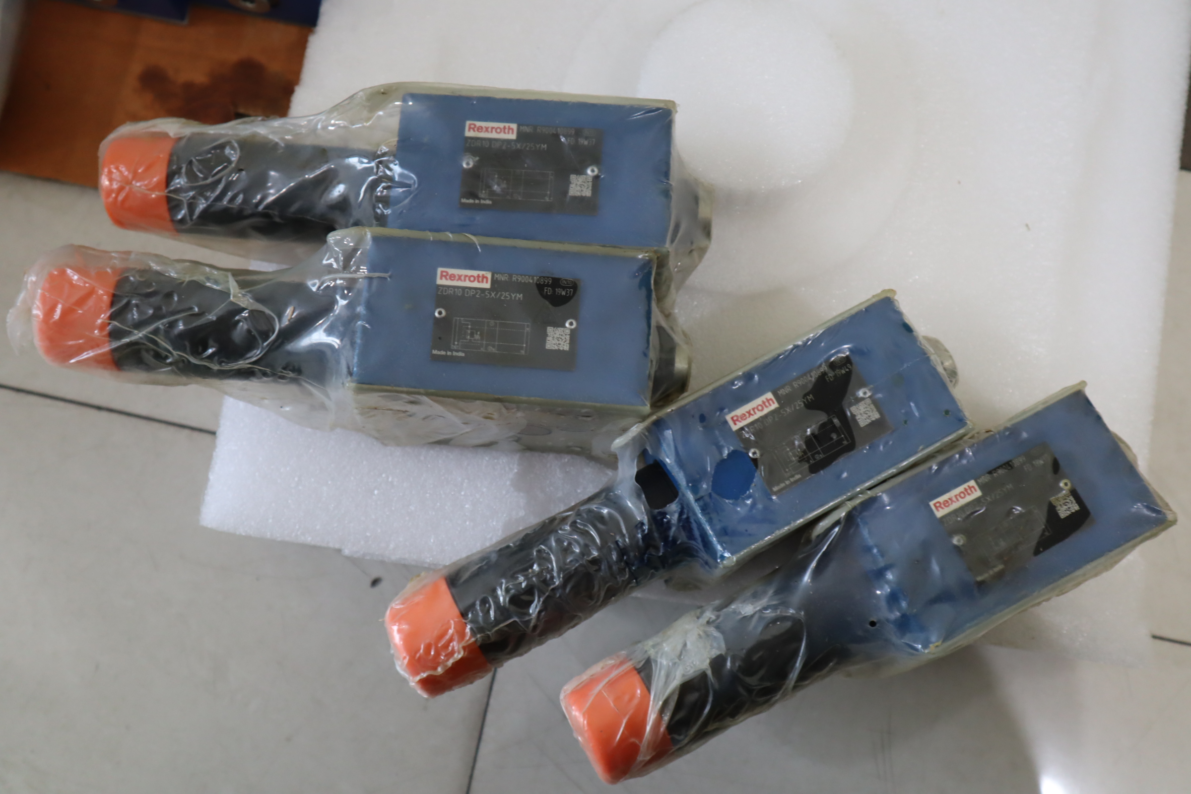 ZDR10DP2-5X/25YM R900410899 ZDR10DP2-56/25YM 力士乐REXROTH阀