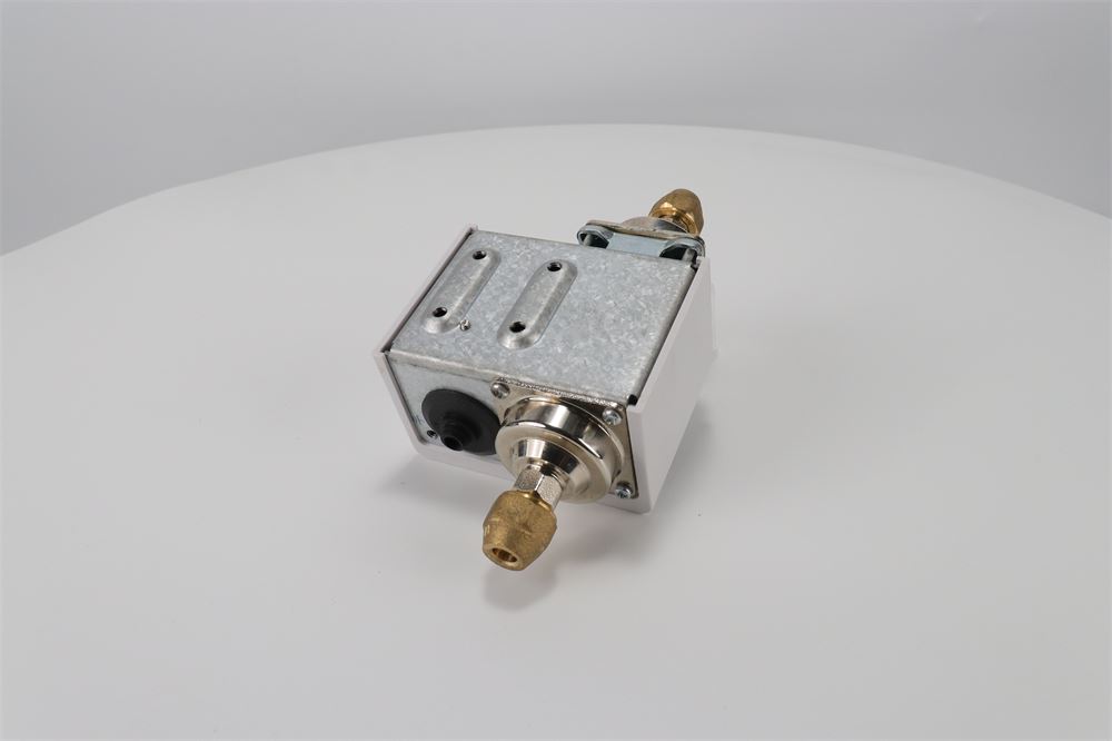 空压机电子压力开关规格 动作压力调节