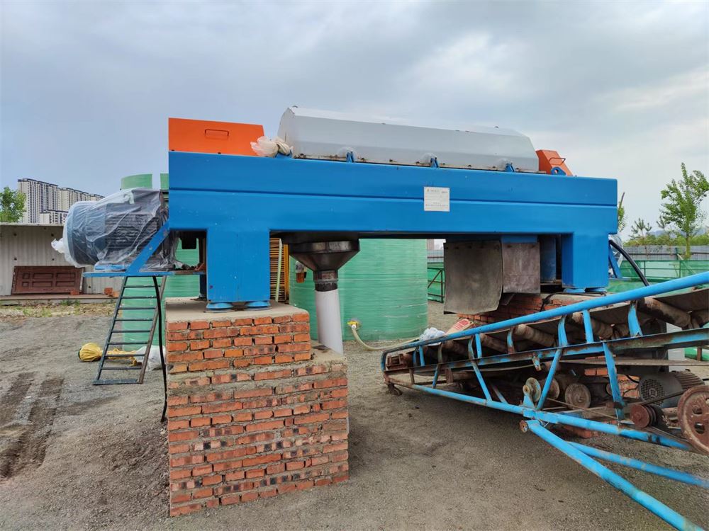 潲水油三项卧螺离心机 450离心机设计原理