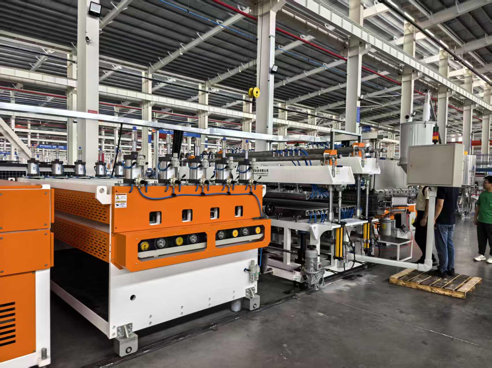 四川广告灯箱PC阳光板生产线 高温稳定PC阳光板生产线供应