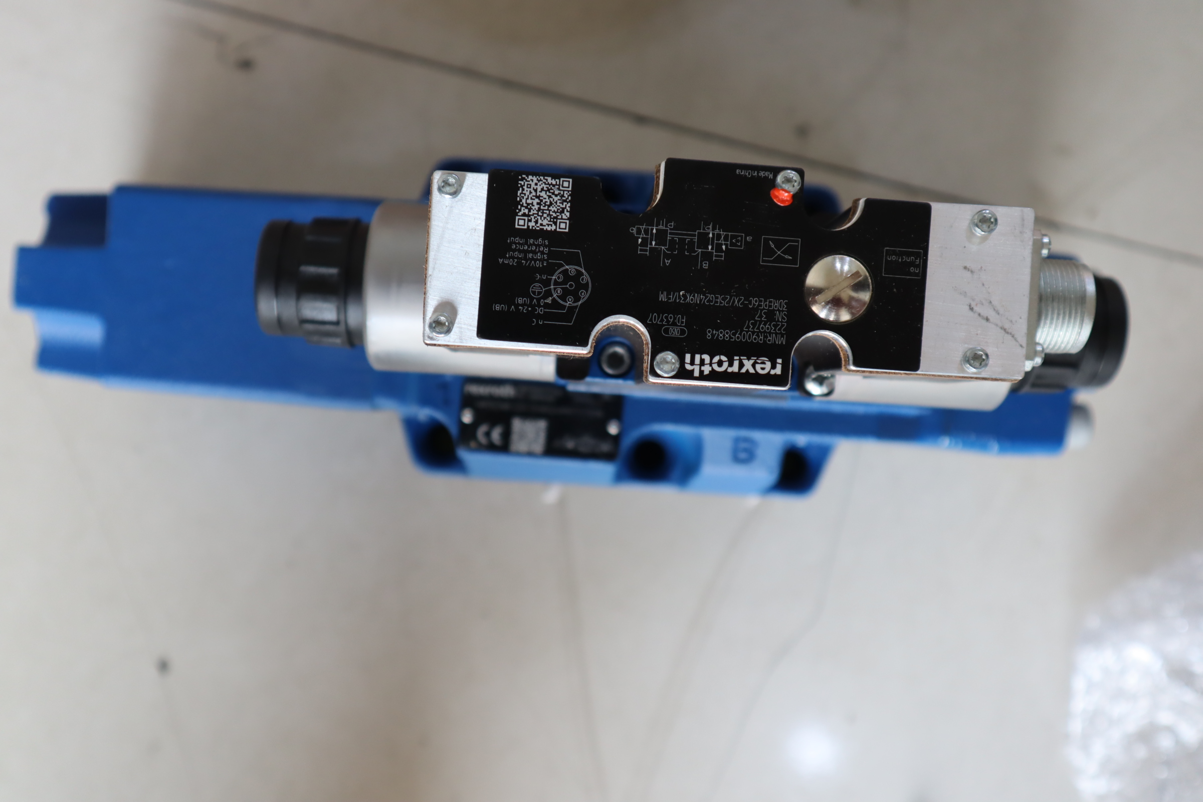 4WRZE25W8-220-72/6EG24N9EK31/F1D3M R900757604 力士乐REXROTH