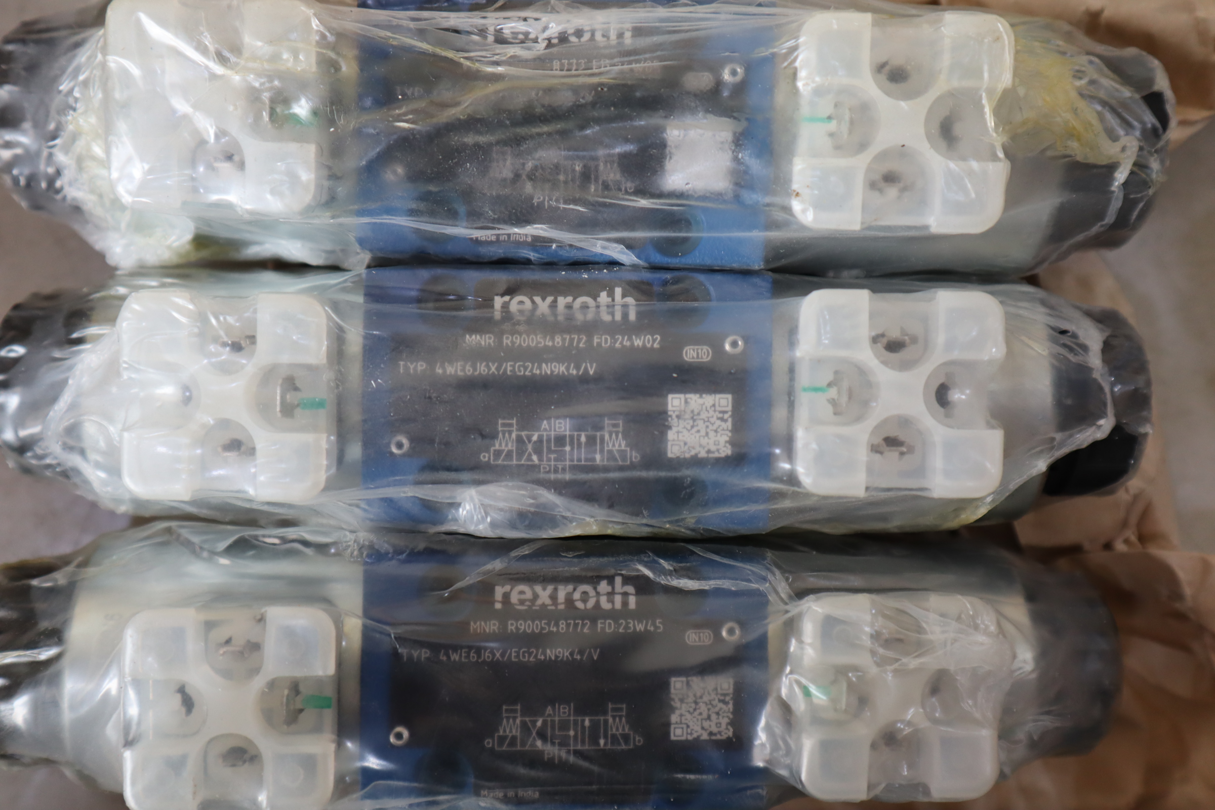 4WE6J6X/EG24N9K4/V R900548772 4WE6J62/EG24N9K4/V REXROTH