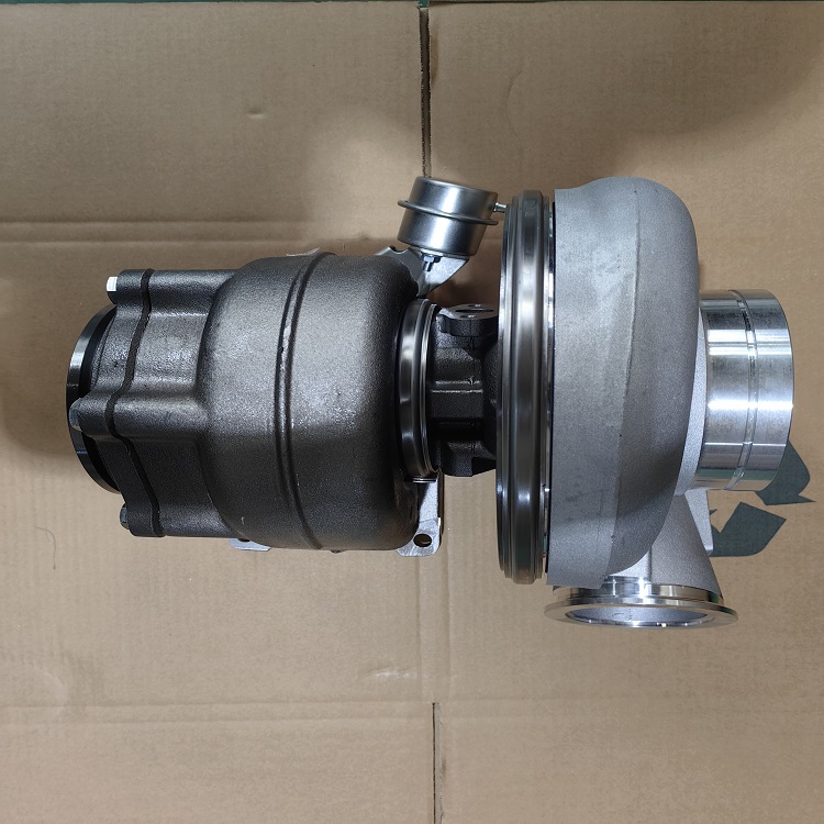 增压器15148386适用于VOLVO PENTA 、挖掘机、装载机配件