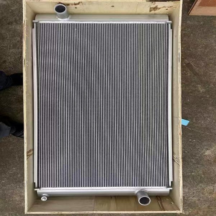 装载机水箱 VOE15096620 VOE 15096620 VOE15147619 VOE 15147619适用于沃尔沃L150H L180H L220H L250H装载机配件