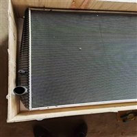 L180G水箱15147619 适用于沃尔沃 L220/L150H/散热器