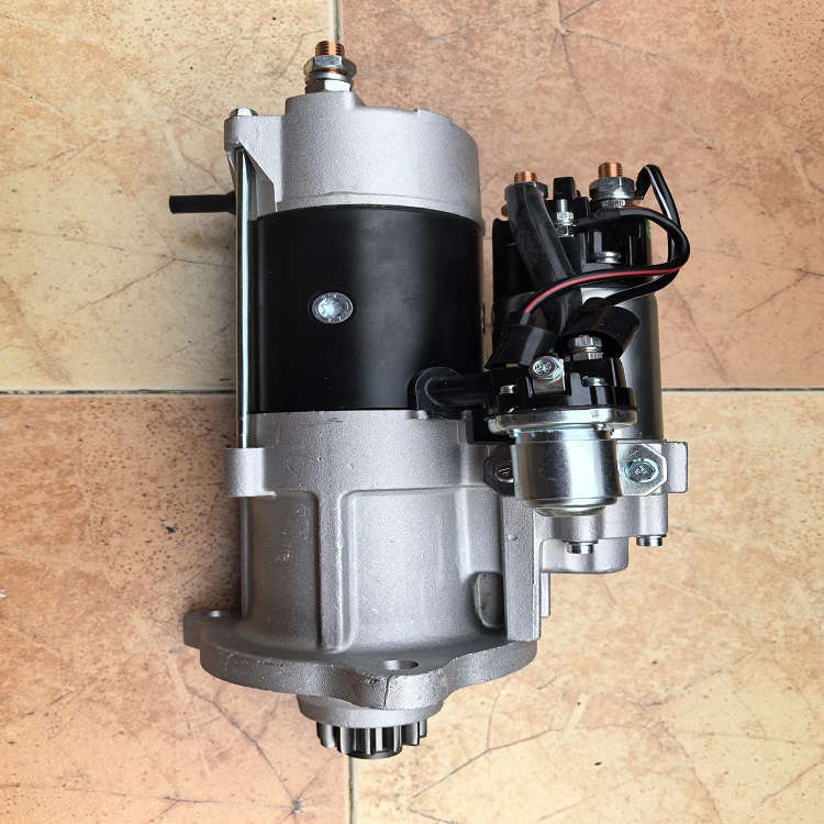 起动机0001241001适用于沃尔沃挖掘机配件/volvo装载机配件/VOLVO PENTA配件