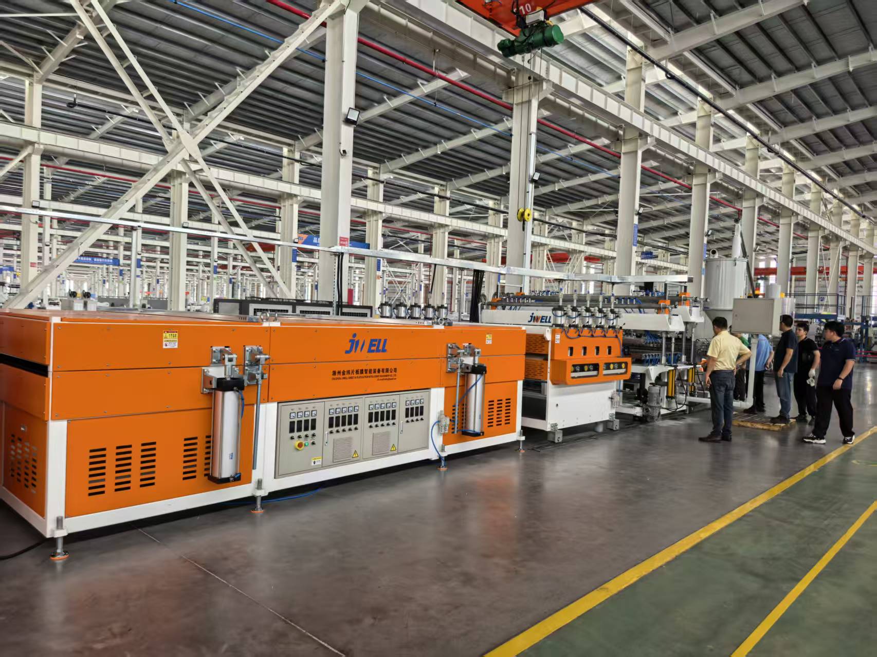 四川茶色PC阳光板生产线 精密加工PC阳光板生产线生产厂家