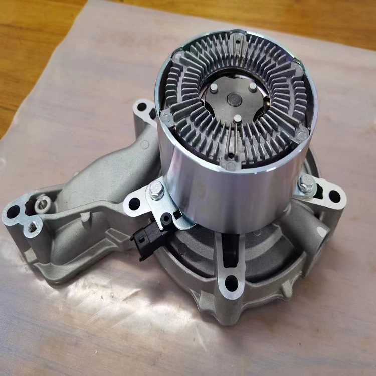 重型卡车配件21960481 21814005 21648711 7421960482冷却液泵