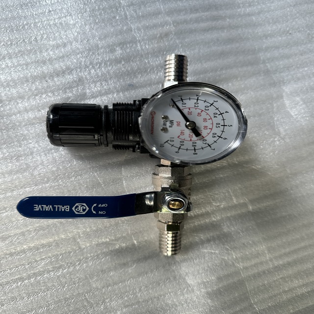 压力检测器9993844-A25-A30铰接式卡车配件压力表