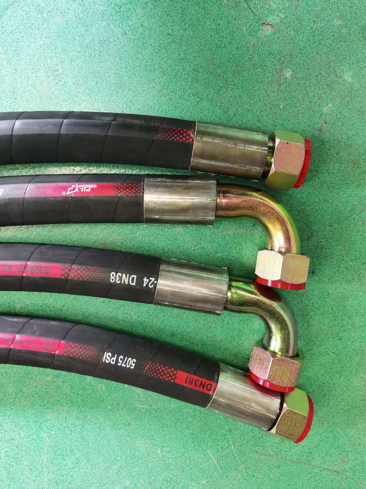 4SH四层钢丝缠绕高压油管 工程机械油管总成