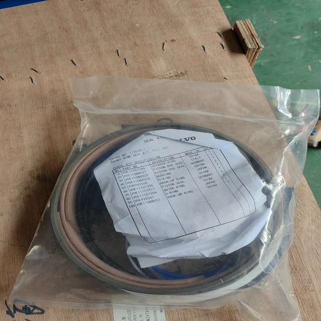 沃尔沃L120装载机举升油缸修理包 