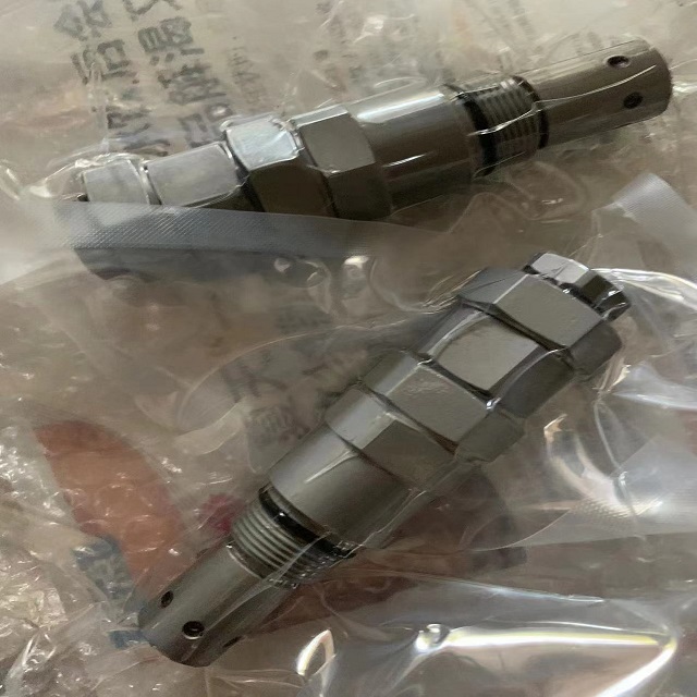 适用于沃尔沃主溢流阀14513267-EC210挖机主炮