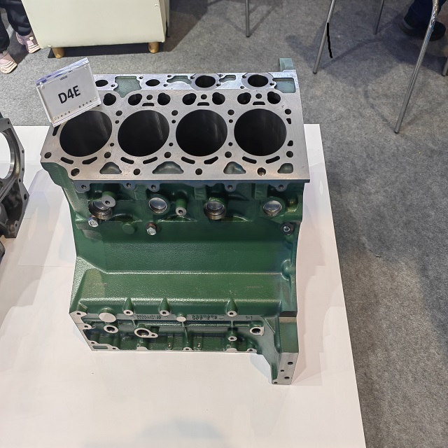 适用于沃尔沃D4E缸体-EC140B发动缸体