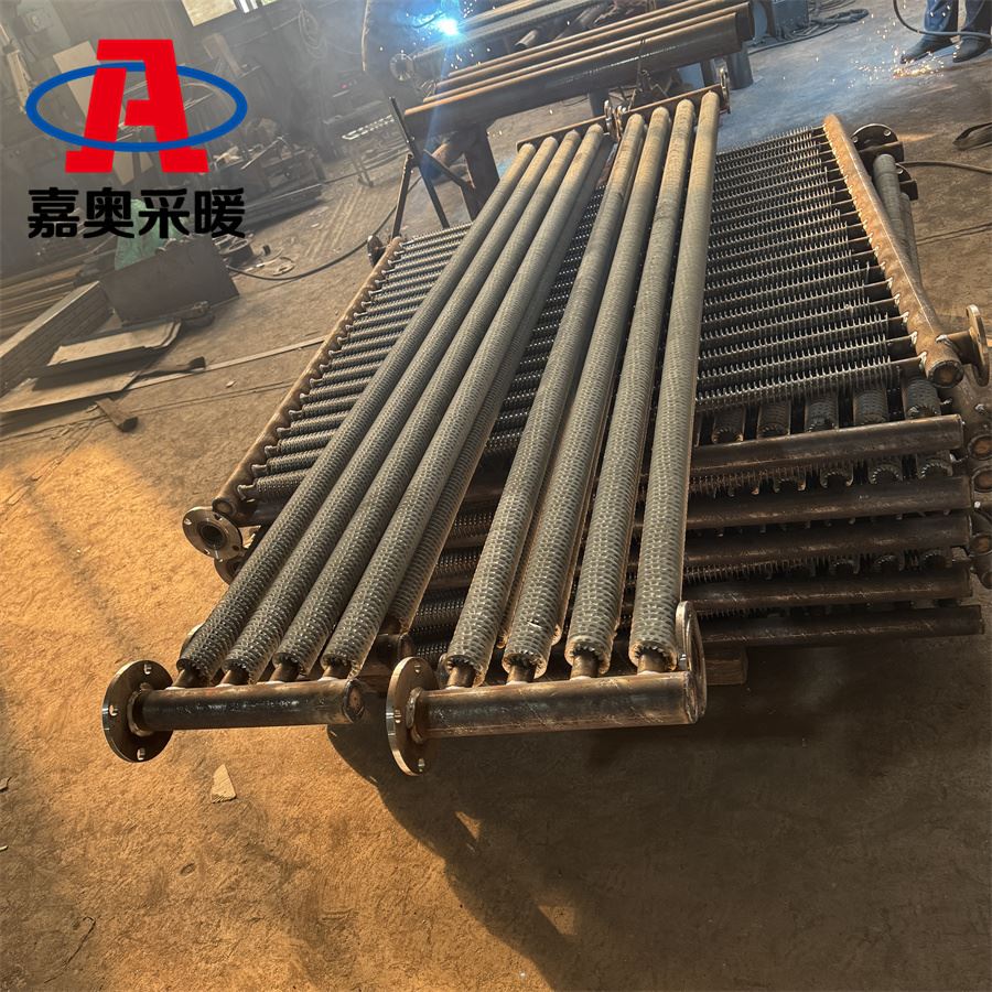 洗煤场用螺旋翅片管暖气片  碳钢翅片管暖气片厂家加工
