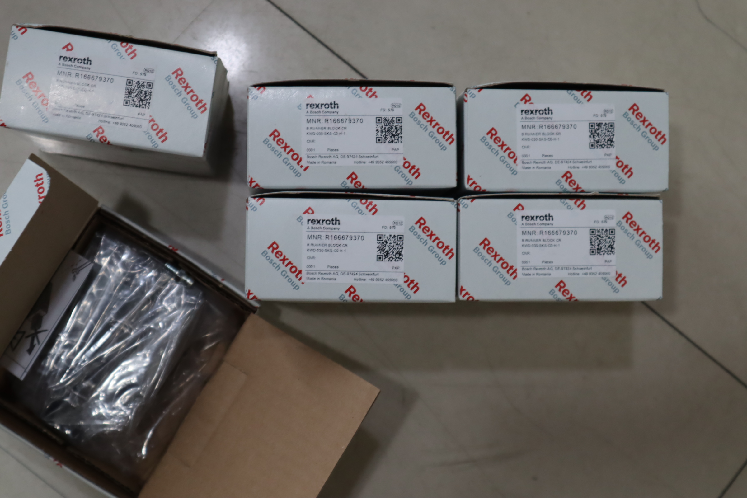 R166679370 KWD-030-SKS-C0-H-1 德国力士乐REXROTH滑块