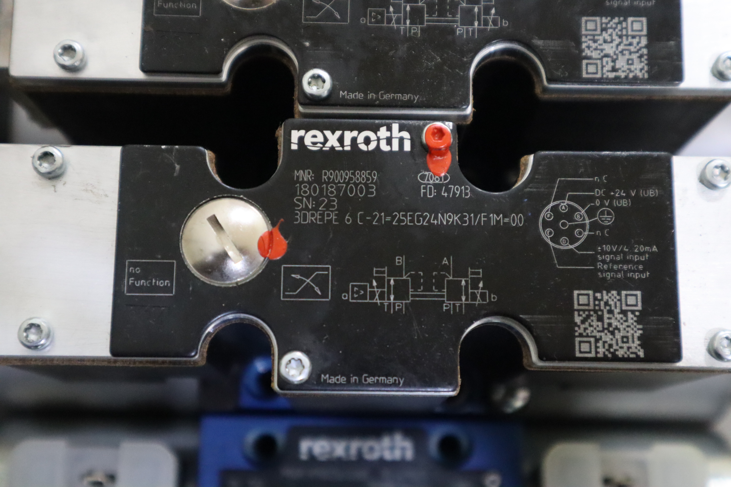 3DREPE6C-21-25EG24N9K31/F1M-00 R900958859 力士乐比例阀