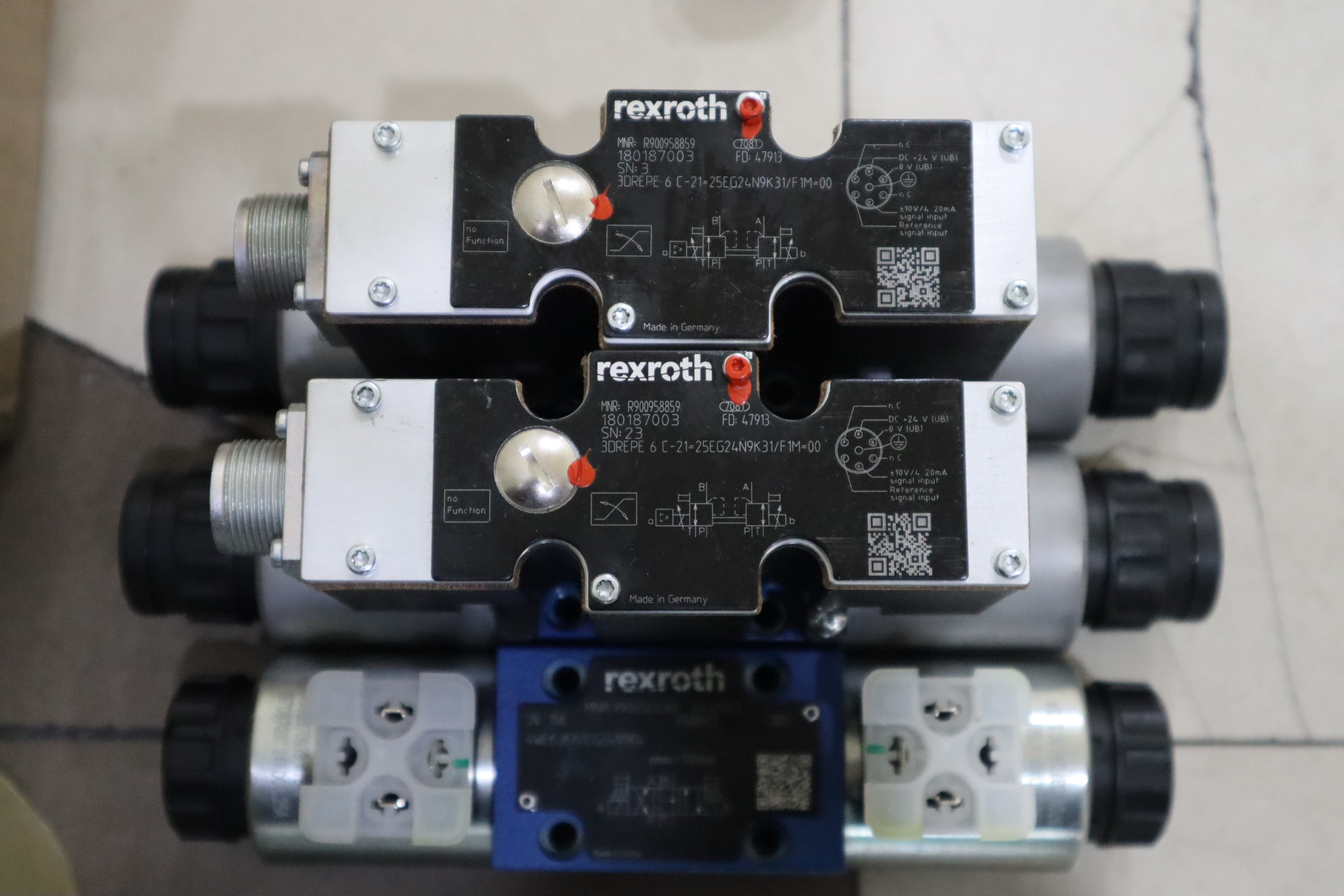 3DREPE6C-21-25EG24N9K31/F1M-00 R900958859 力士乐比例阀