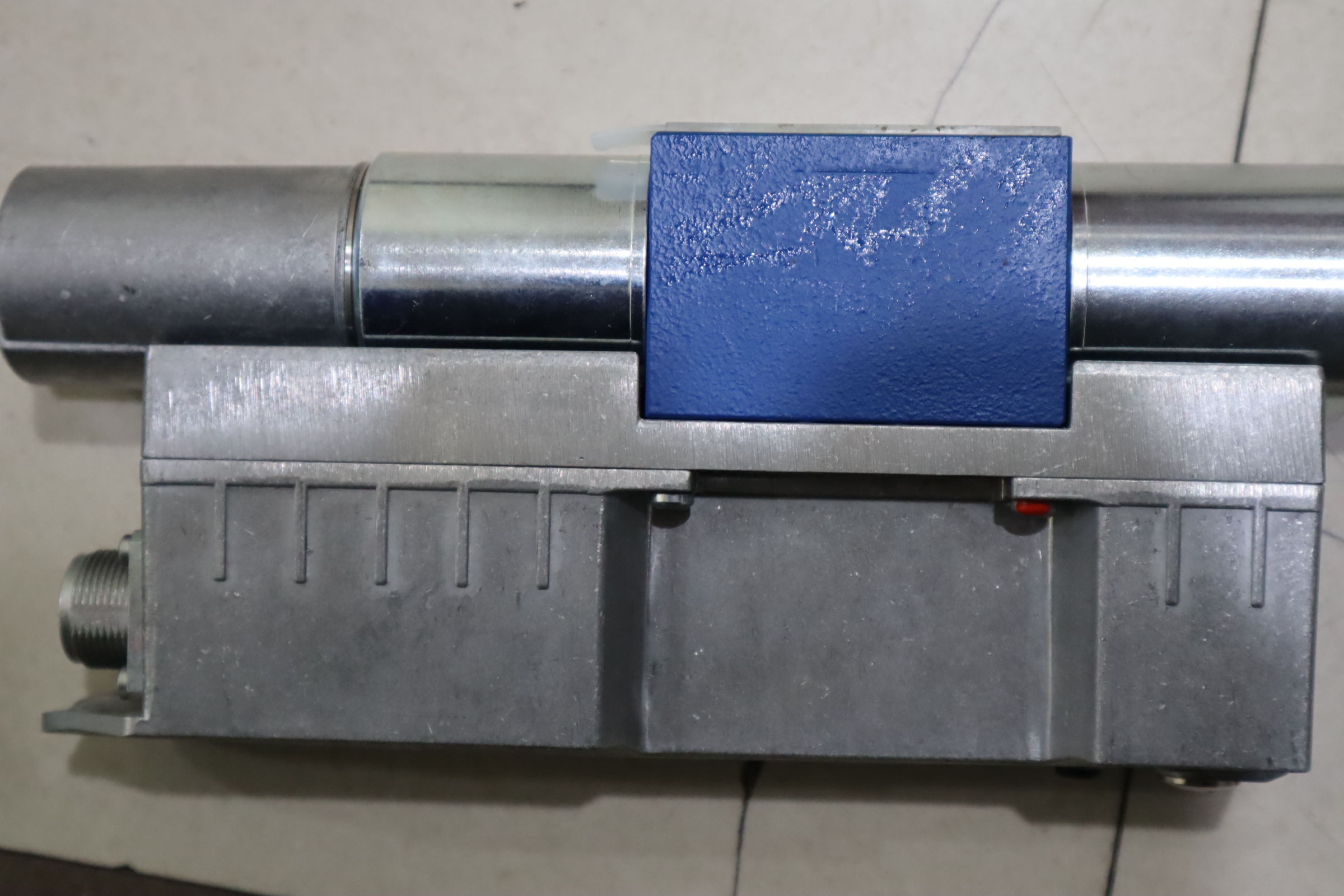 4WREE6W32-30/V/24A1 R901496432 力士乐REXROTH减压阀