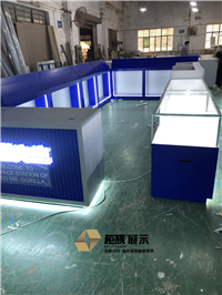 蓝猩商场中岛专区展示柜定制