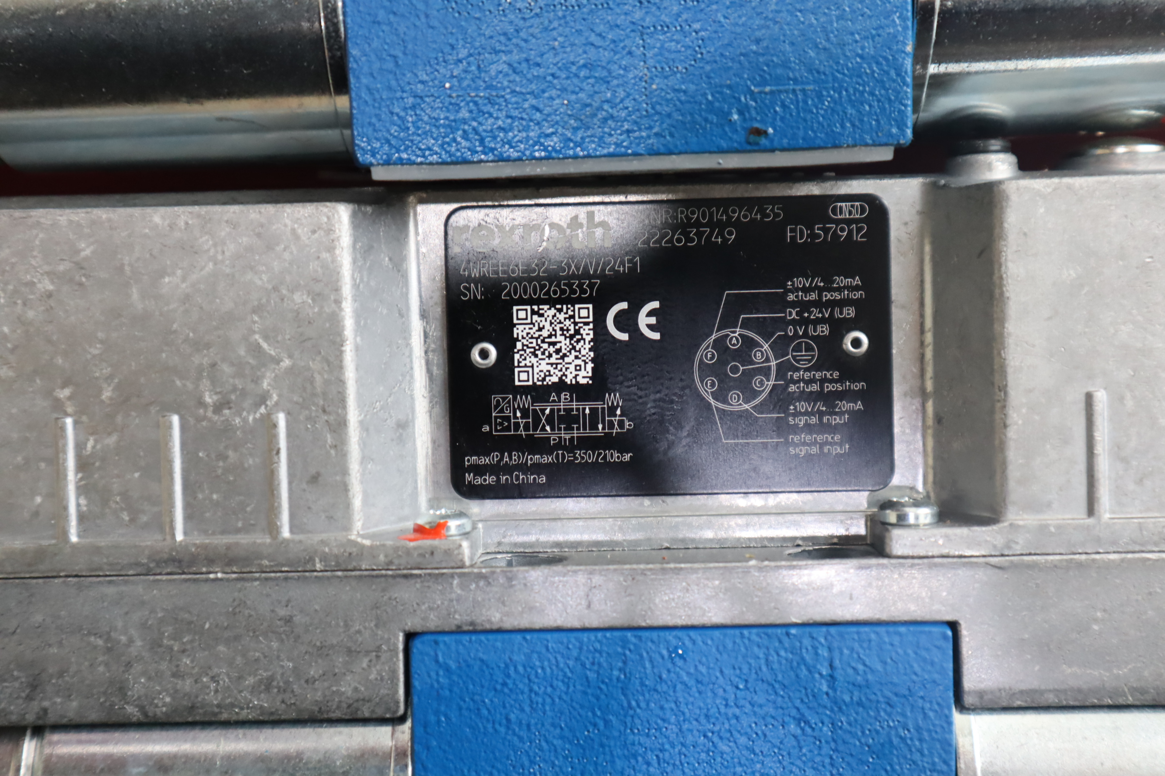 4WREE6E32-30/V/24F1 R901496435 力士乐REXROTH比例阀