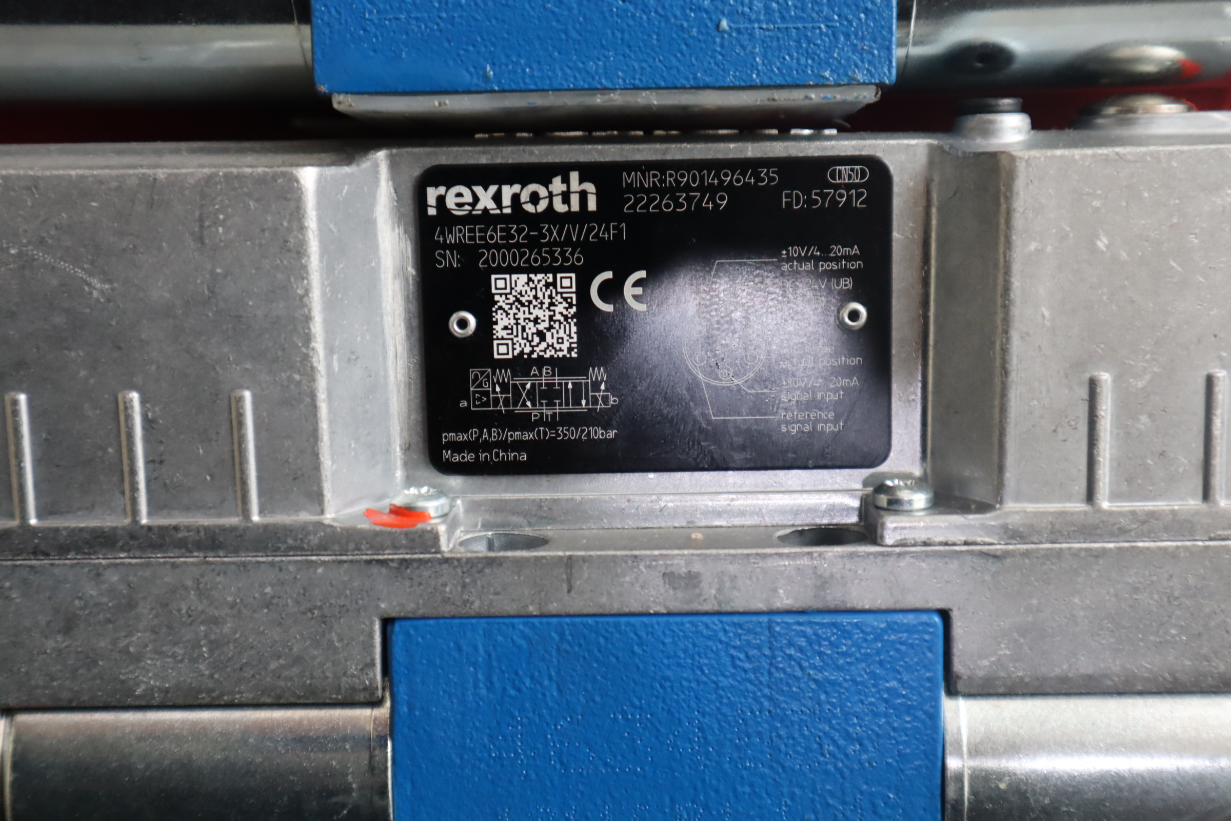 4WREE6E32-30/V/24F1 R901496435 力士乐REXROTH比例阀