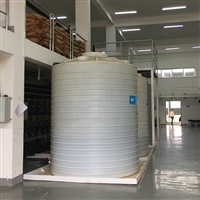 湖北酸碱药剂桶 15吨外加剂储槽 圆形塑料水塔厂家 15立方化工储罐