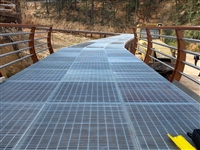 坤燊热镀锌平台钢格栅板 钢格板255/30/100 钢梯平台防滑踏步板