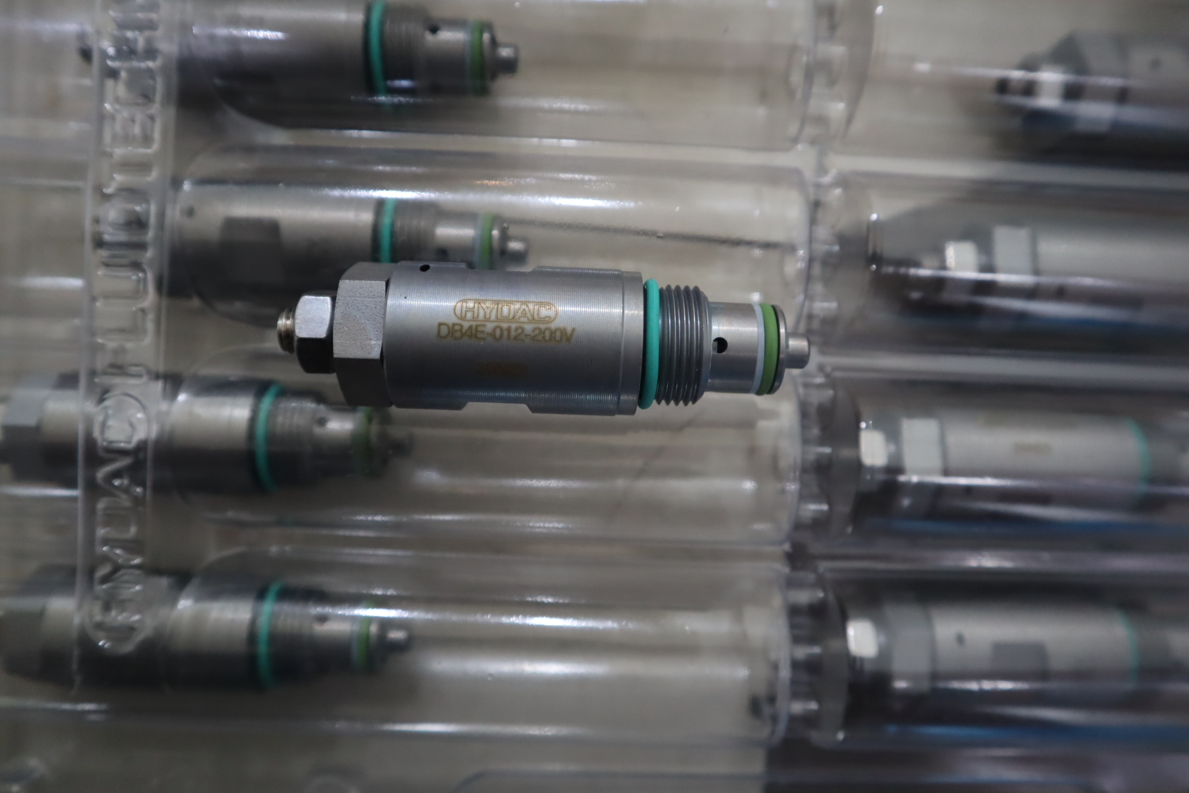 DB4E-012-200V 贺德克HYDAC