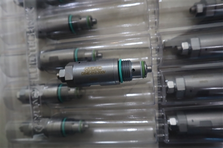 DB4E-012-200V 贺德克HYDAC