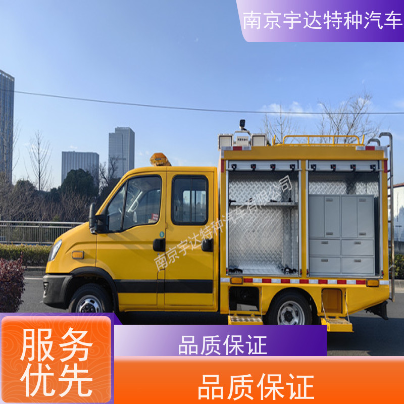  依维柯欧胜双排救险车应急排涝车救援装备车可配空压机