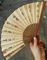 上海高价回收银元  校徽  老旗袍  收购老钱币 铜钱 老扇子