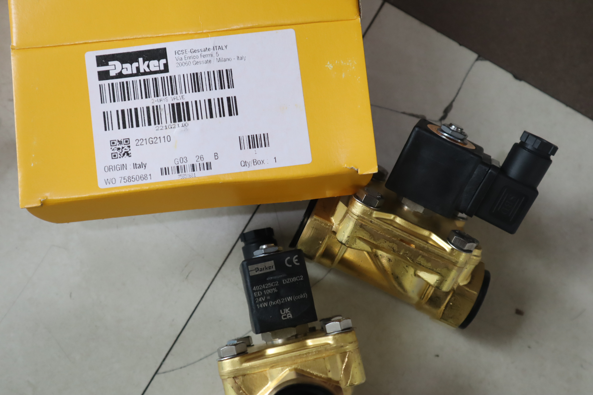 221G2110 WO 75850681 492425C2 DZ08C2 ED 24V 派克PARKER