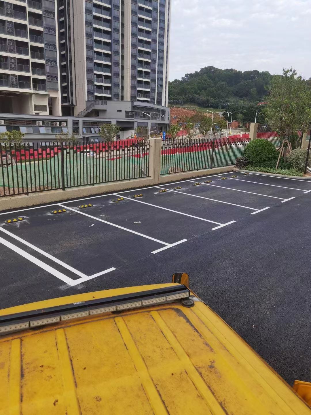 佛 山 承接交通 道路热熔画线 停车位工程施工 价 格透明 不花冤枉钱