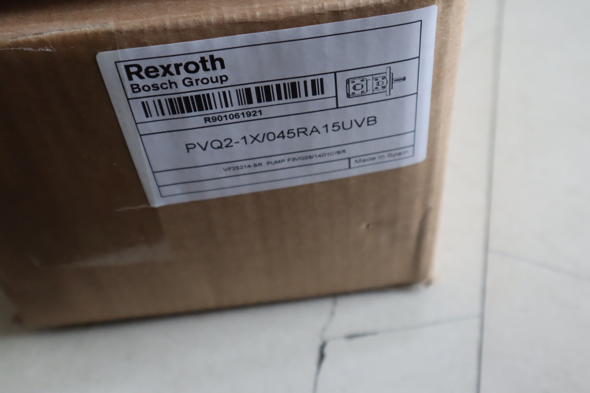 PVQ2-1X/045RA15UVB R901061921 力士乐REXROTH 叶片泵