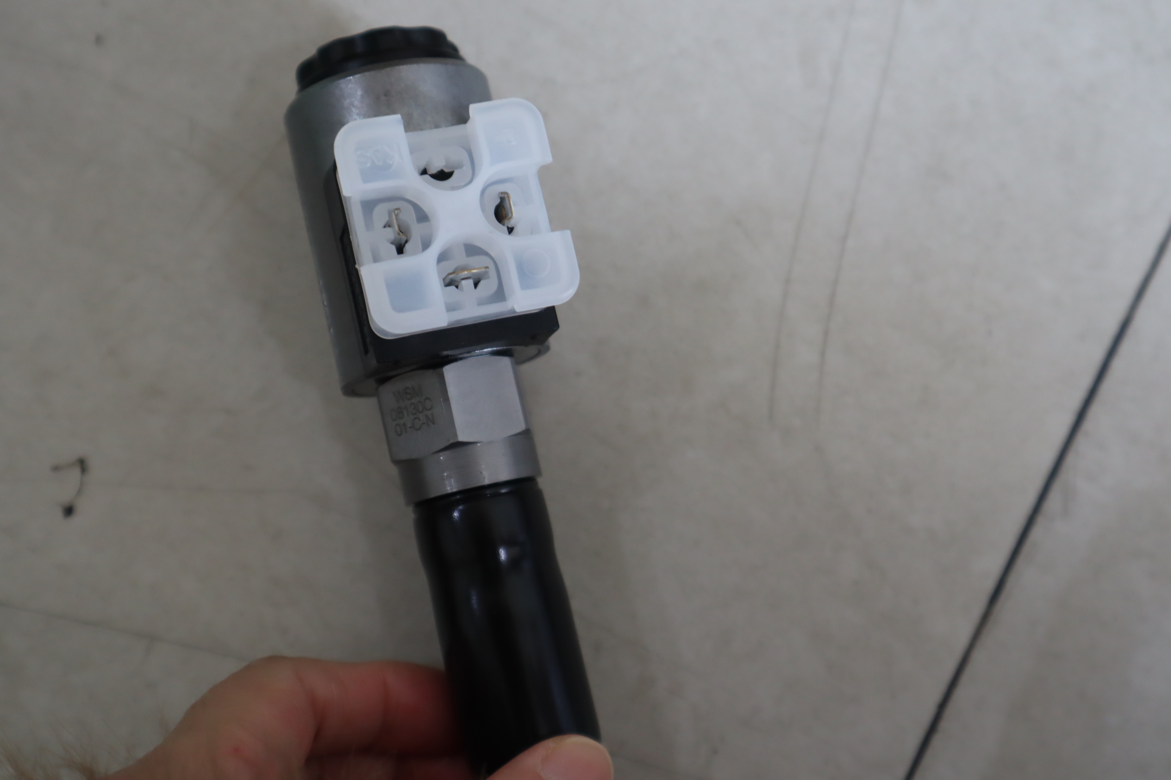 WSM08130C 01-C-N-DG24 915142 24 VDC 贺德克HYDAC插装阀