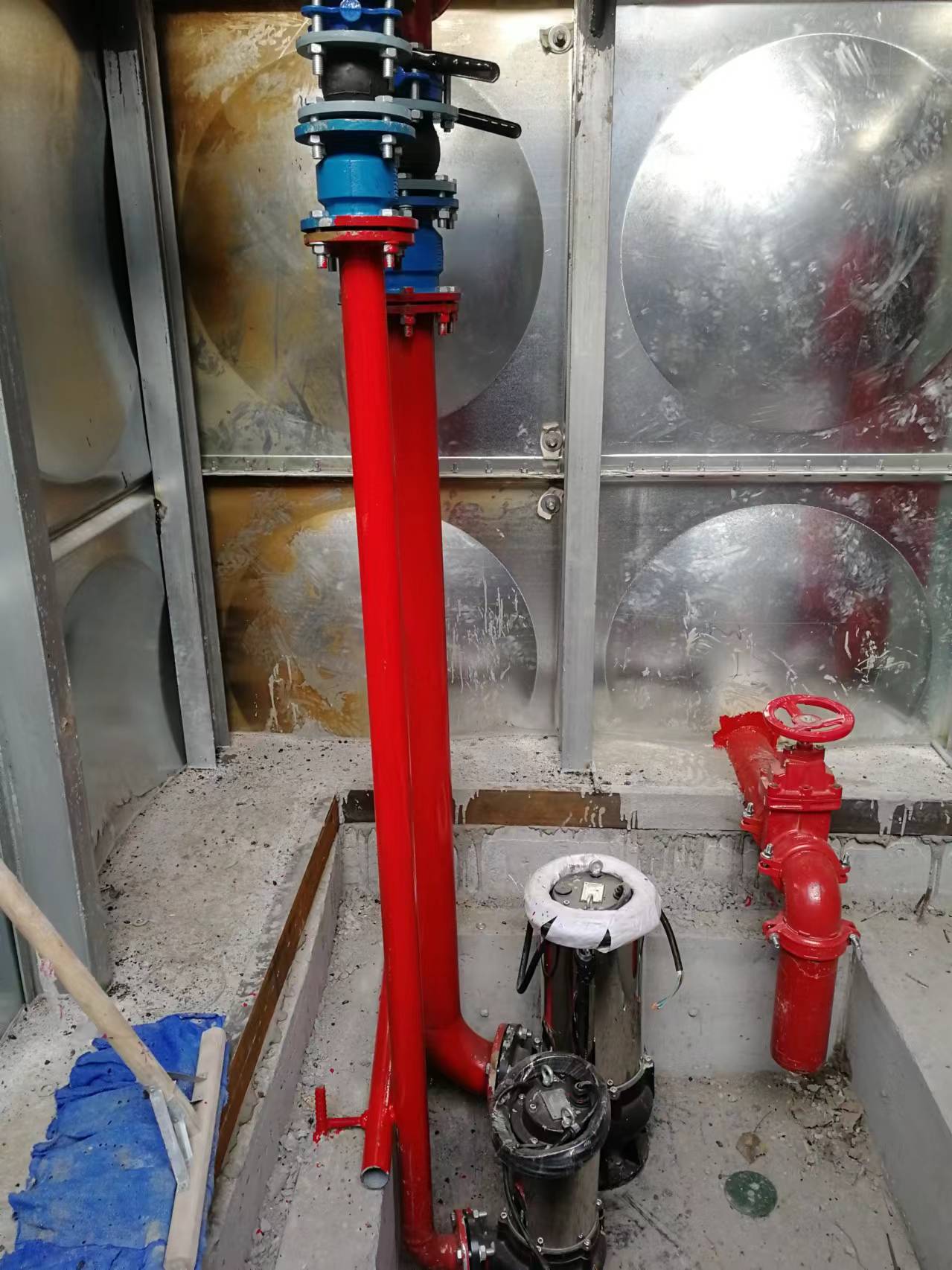 װ��ʽ���ϰ� ������ ������ѹ��ѹ��ˮ�豸  