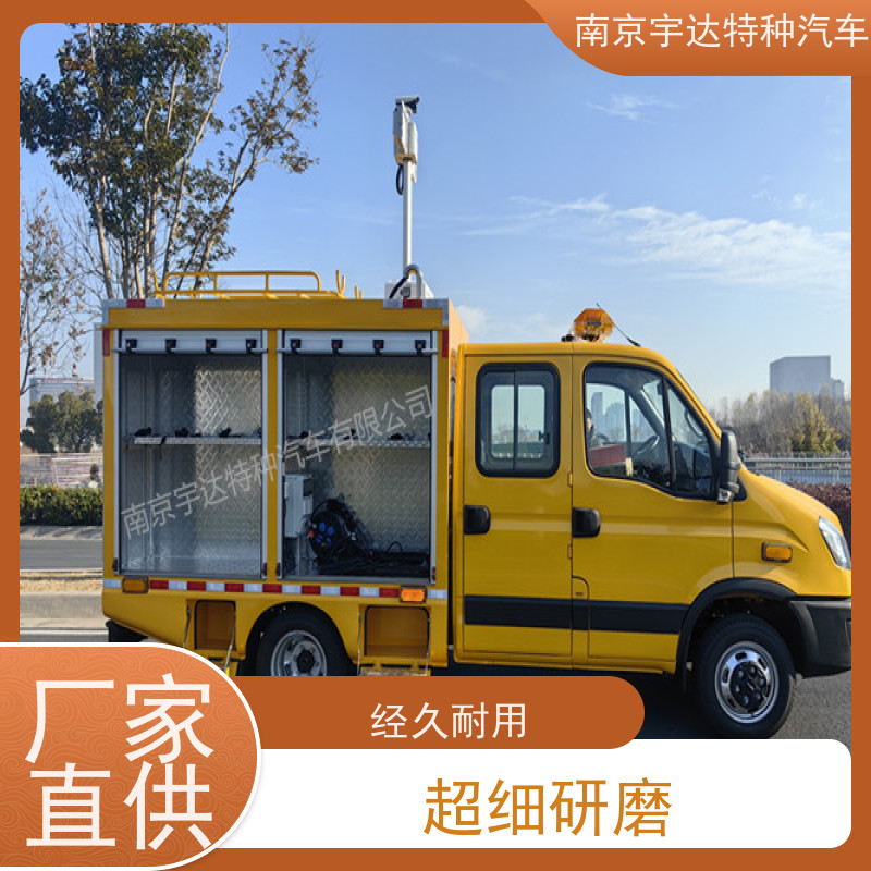  依维柯欧胜双排救险车道路抢修 工具车可配空压机