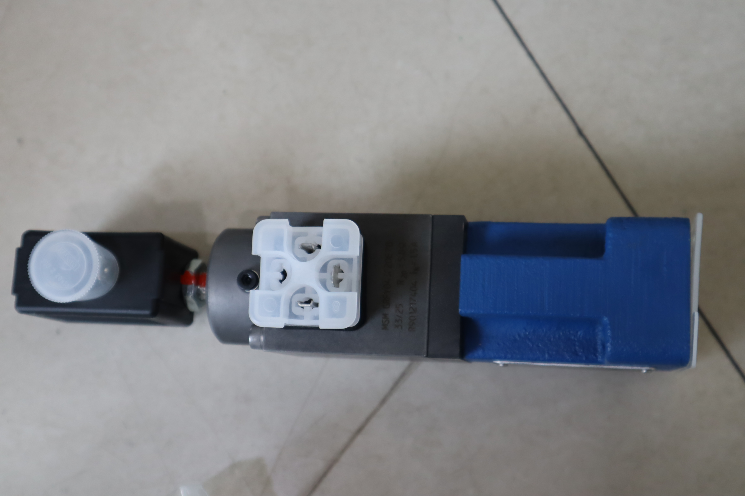 R900949741 2FRE6B-21/16QK4RV 力士乐REXROTH减压阀