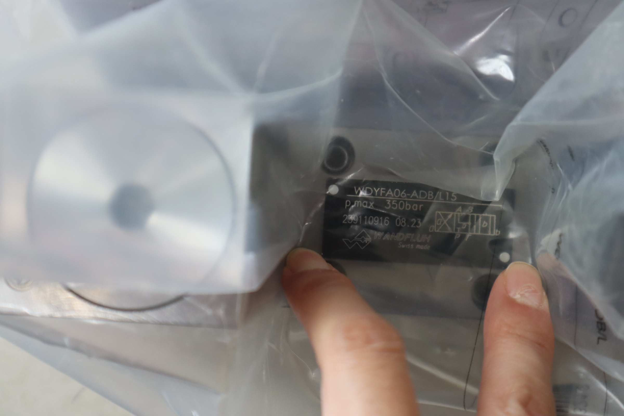 WDYFA06-ADB/L15  MKY45/18X60-G24/L15-M224 WANDFLUH万福乐