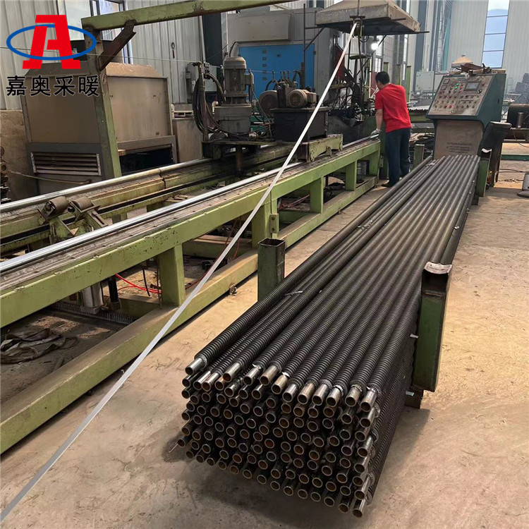 名贵花卉用高频焊翅片管散热器 河北钢制翅片管散热器规格