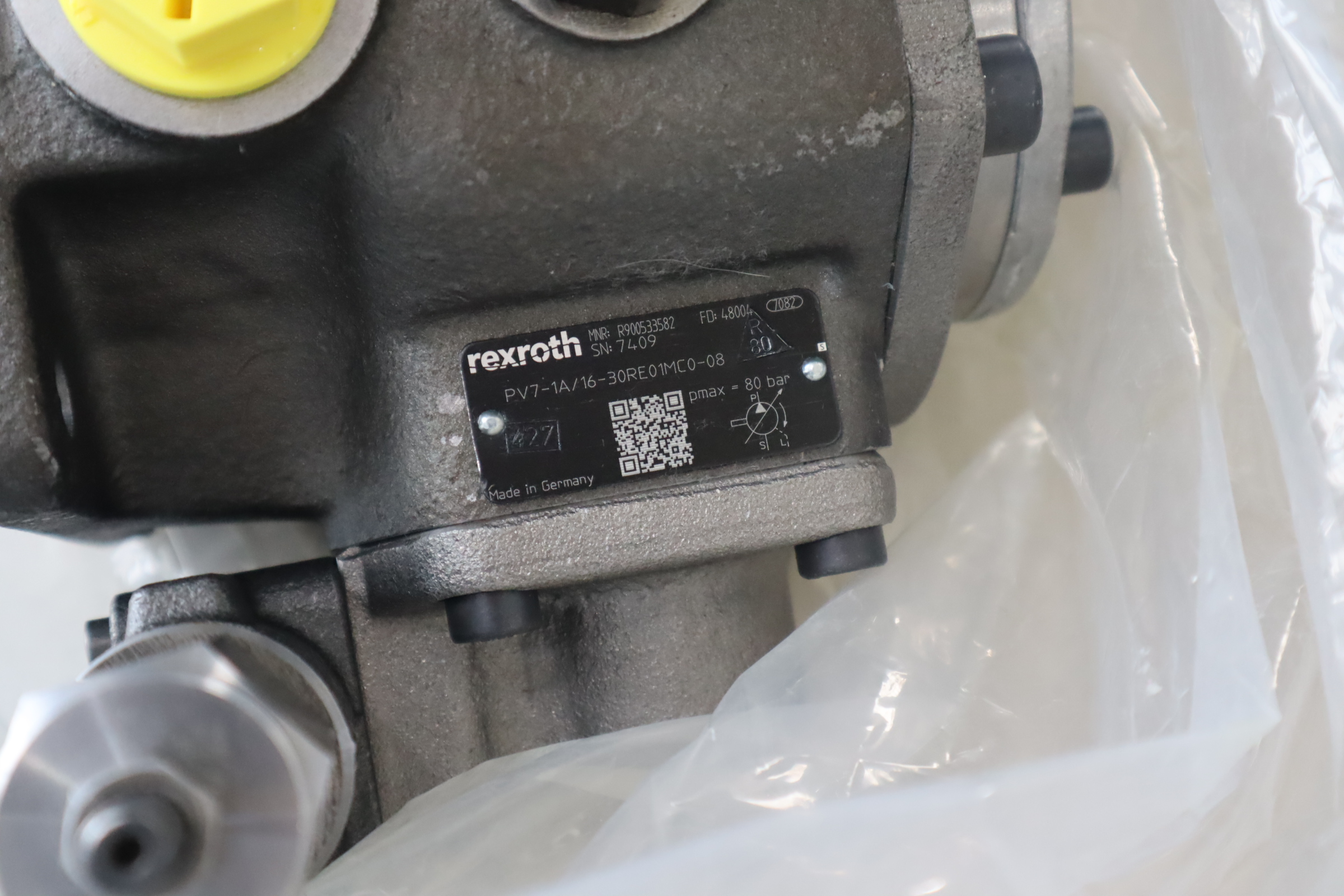 PV7-17/16-30RE01MC0-08 R900533582 力士乐REXROTH 叶片泵