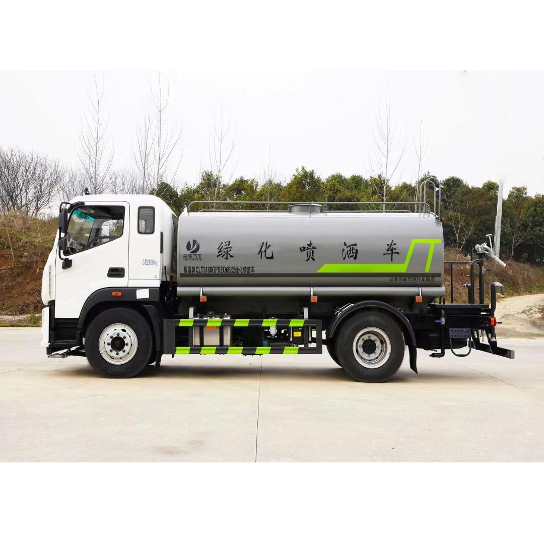 国六东风天锦12方洒水车 加装护栏清洗功能 遥控液压操作
