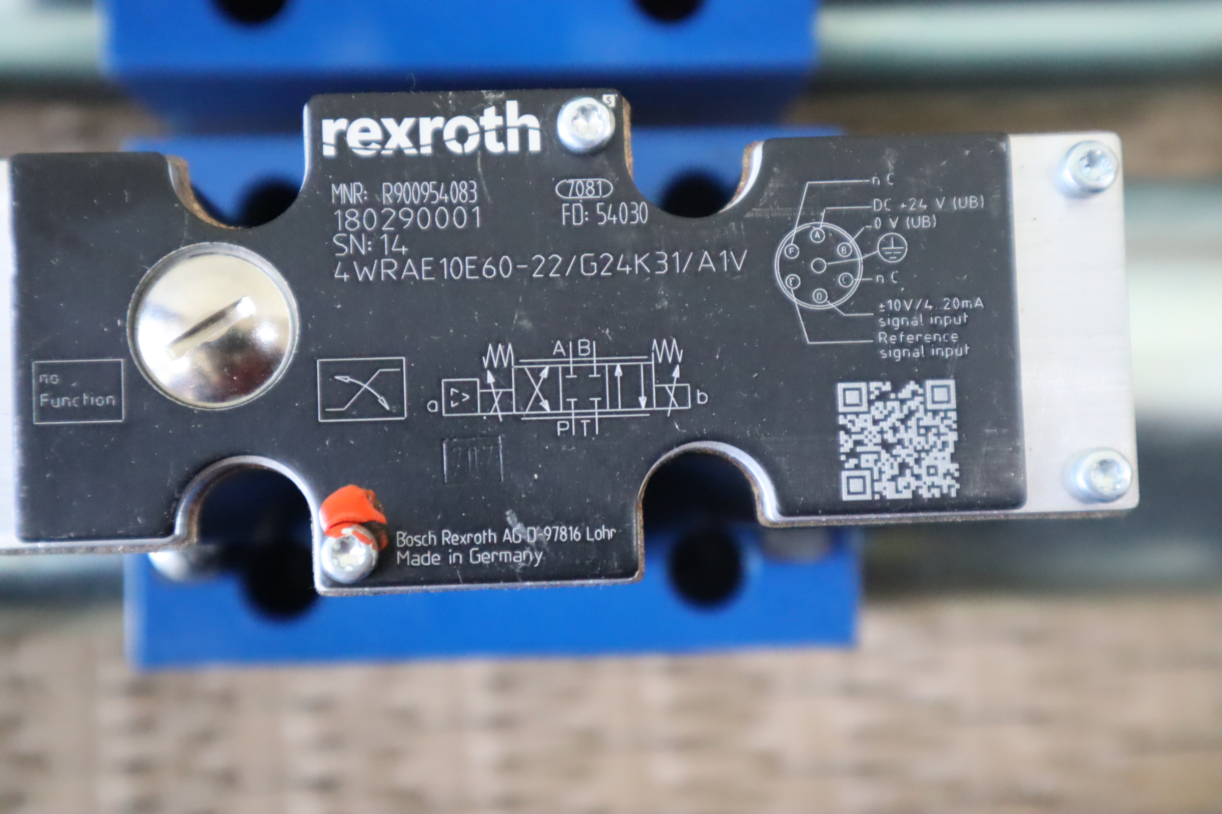 4WRAE10E60-22/G24K31/A1V R900954083 R900608425 REXROTH力士乐