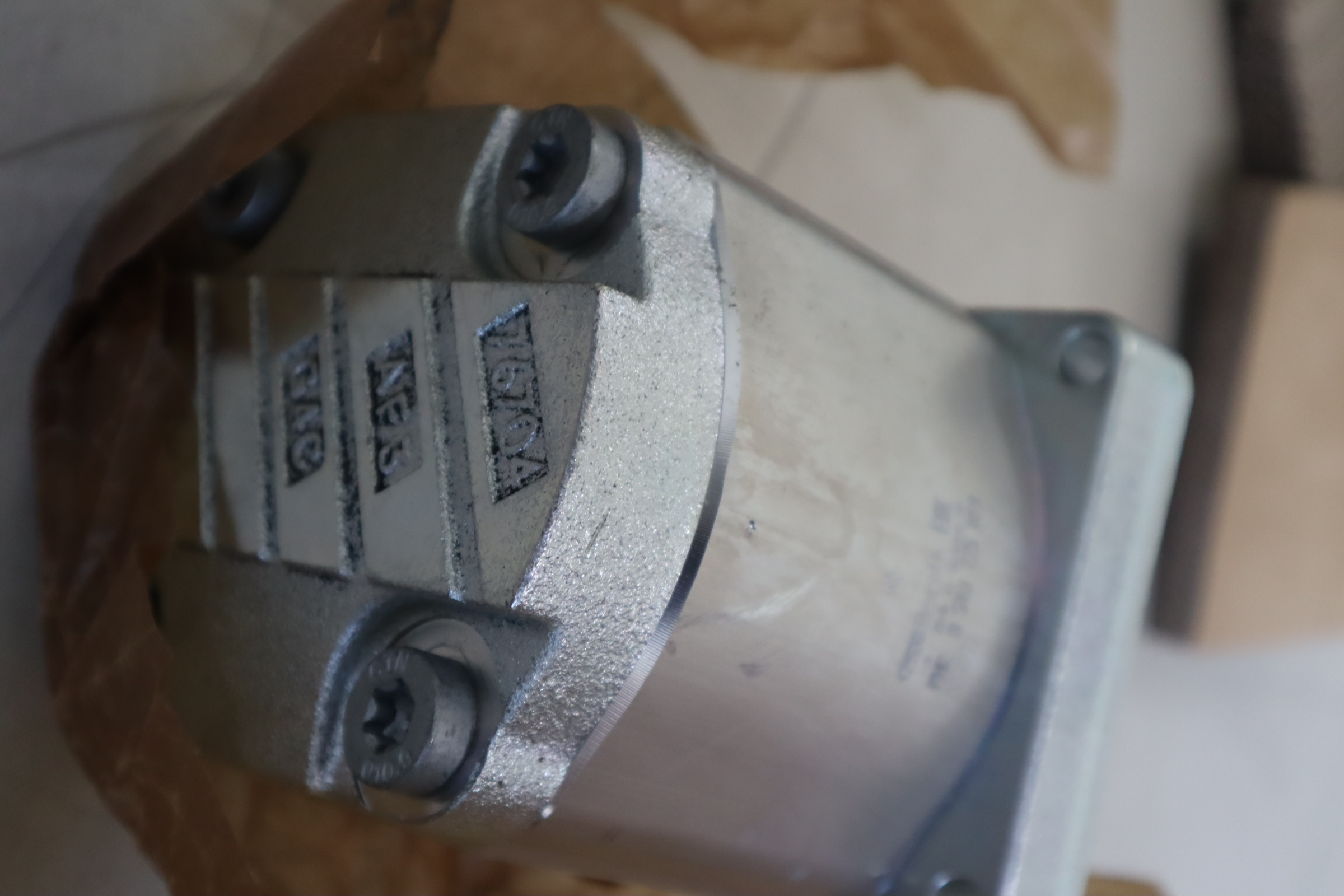 0510725169 AZPG-22-040RCB20MB REXROTH力士乐齿轮泵